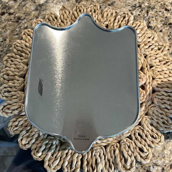 ***FREE W/PURCHASE Official‎ NFL Metal Storage Tin American and National Leagues - Picture 6 of 7